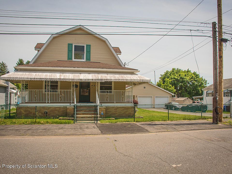 1st image of 424 Dexter Ave