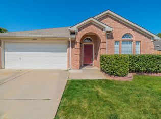 6004 Summerfield Dr, Arlington, TX 76018