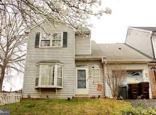 8 Schoolside Ct, Royersford, PA 19468