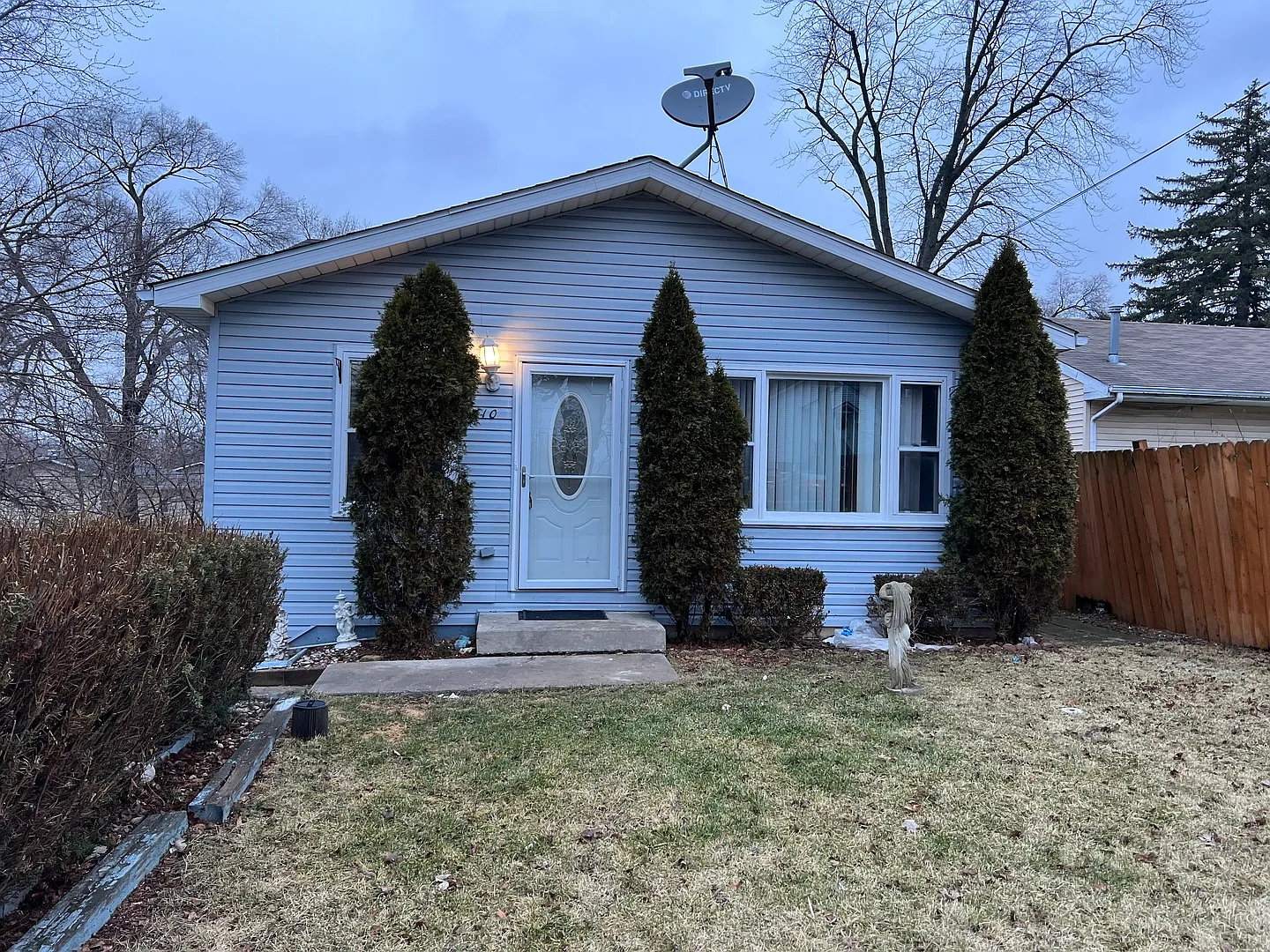410 Woodland Dr photo 1