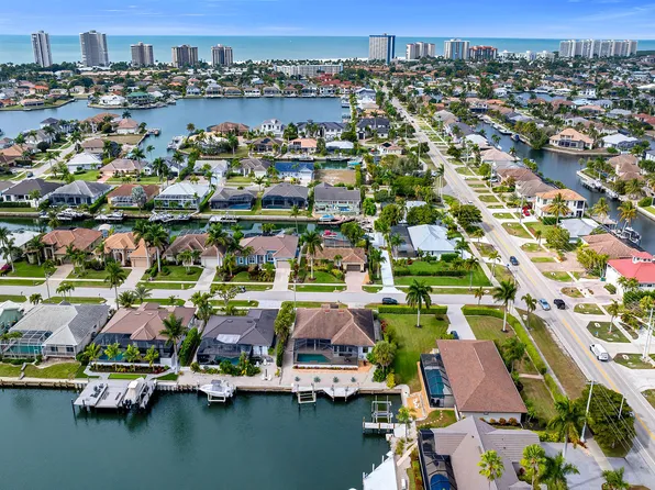 21 Hickory Ct, Marco Island, FL 34145