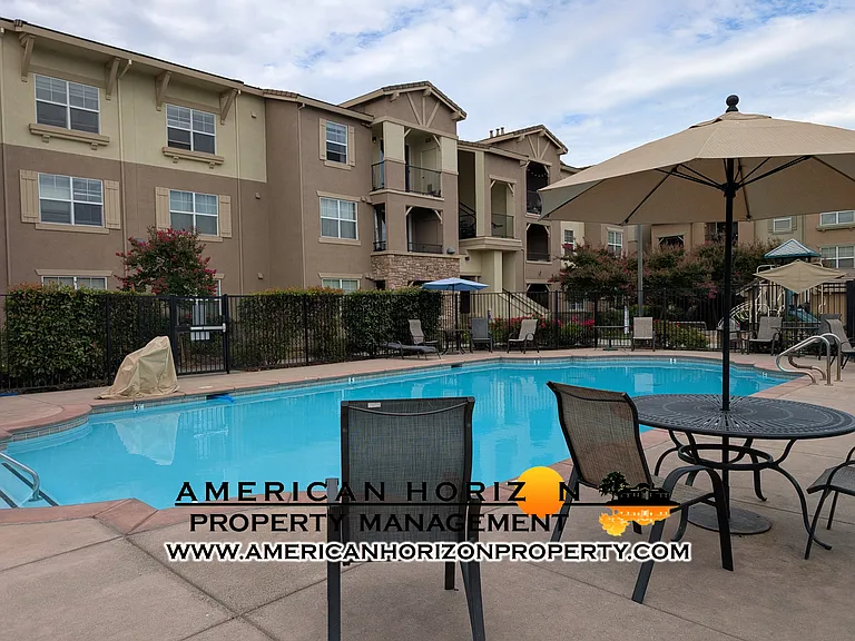 1191 Whitney Ranch Pkwy #814 — Photo 2