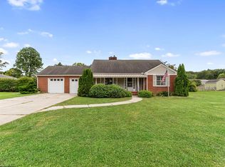 1725 S Davis Ave, Elkins, WV 26241