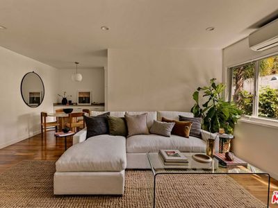 2604 N Beachwood Dr APT 2, Los Angeles, CA, 90068