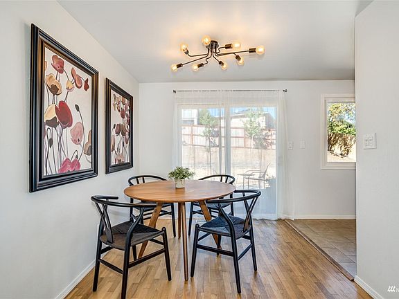 5th image of 18609 7th Ave S