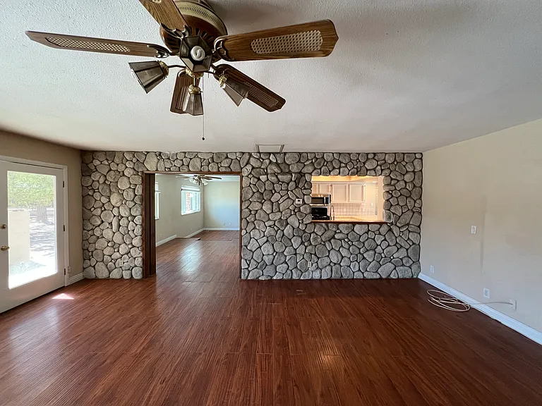14985 Genesee Rd — Photo 13
