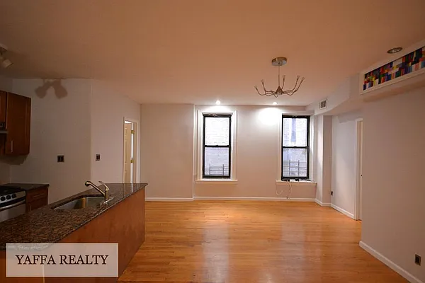 Rented by Yaffa Realty LLC | media 19