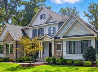 8617 Dixie Pl, Mc Lean, VA 22102