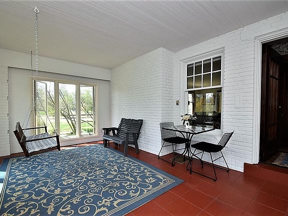 4th image of 14807 Shaker Blvd