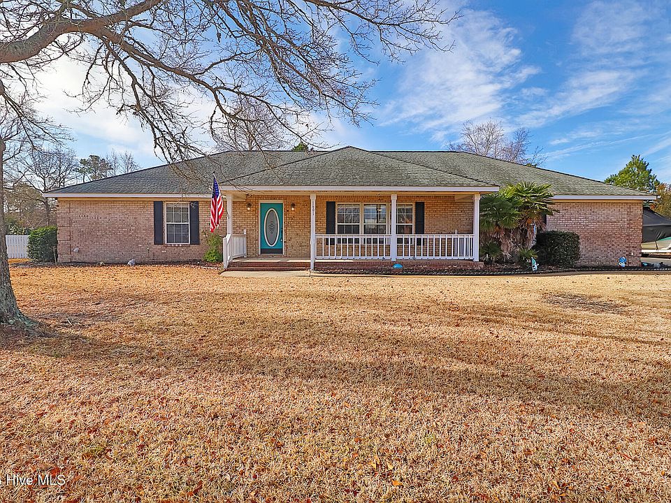 1st image of 1601 Fairfield Court
