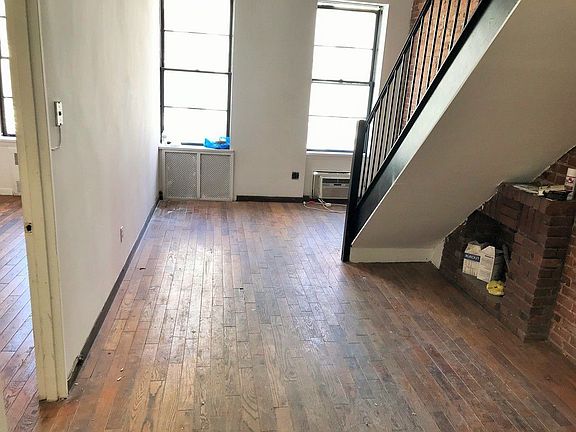 3rd image of 20 W 85th St APT 4A