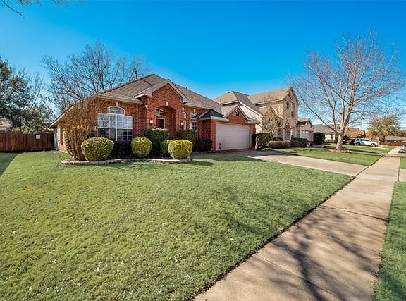 5th image of 1590 Meadowview Dr