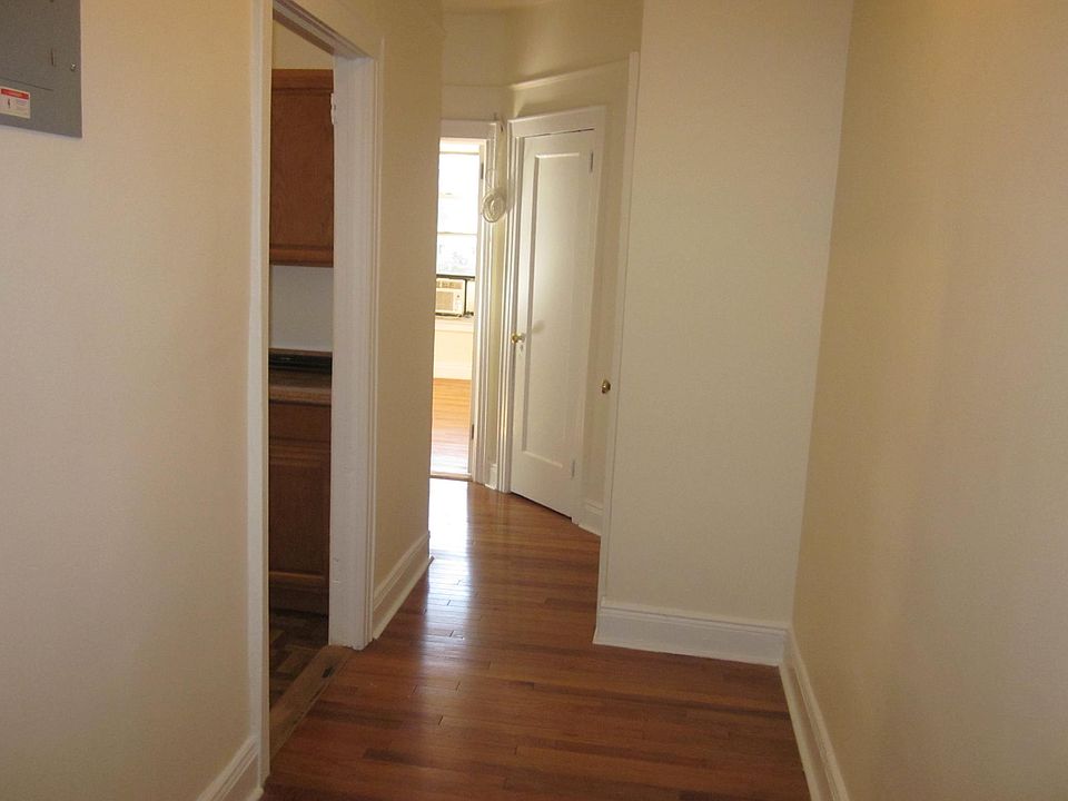 1st image of 20201 43rd Ave
