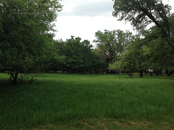 3rd image of 1083 White Bluff Dr