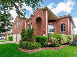 10803 Lake Riata Ln, Cypress, TX 77433