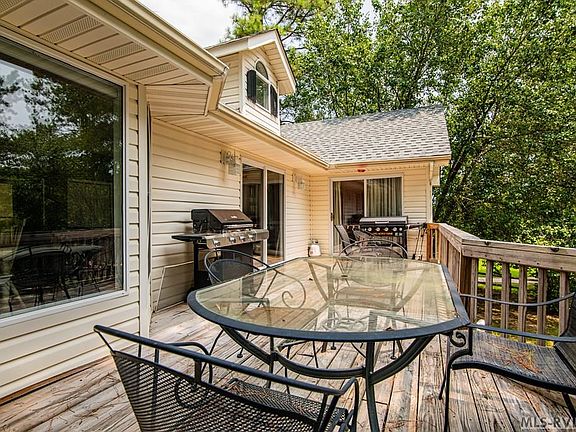 3rd image of 191 Shadow Brook Shores Dr