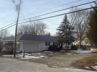 1724 S Jefferson St, Tilton, IL 61833