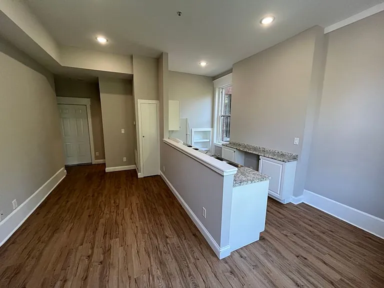 1337 S 4th St — Photo 14