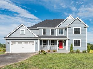 7 Chippewa Way, West Bridgewater, MA 02379