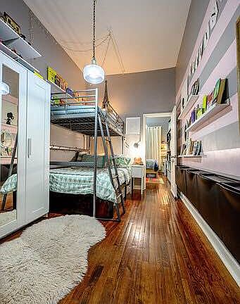 5th image of 2317 38th St APT 1r