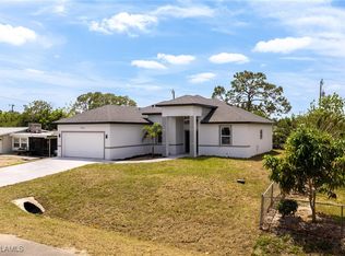 706 Coolidge Ave, Lehigh Acres, FL 33936