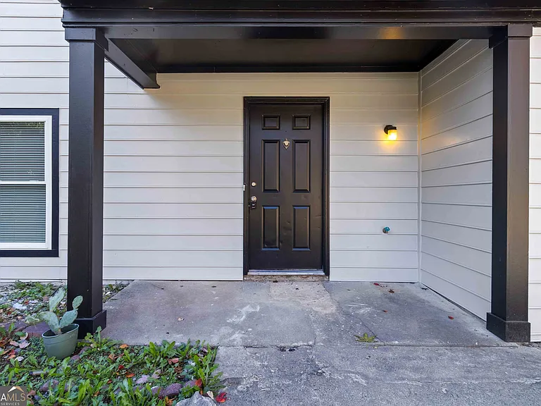 4935 Millstone Walk — Photo 2