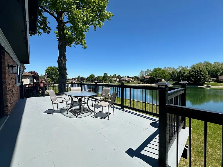 46220 Gulliver Dr — Photo 30