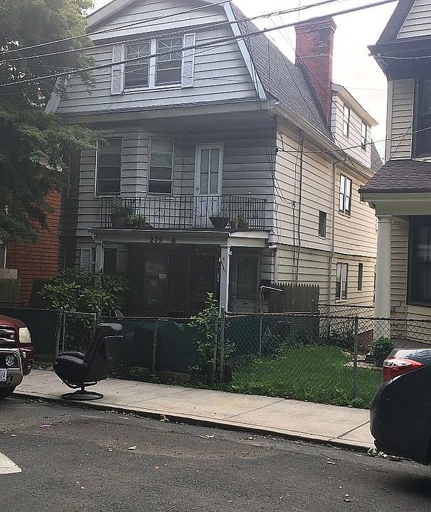1st image of 279 Saint Pauls Ave