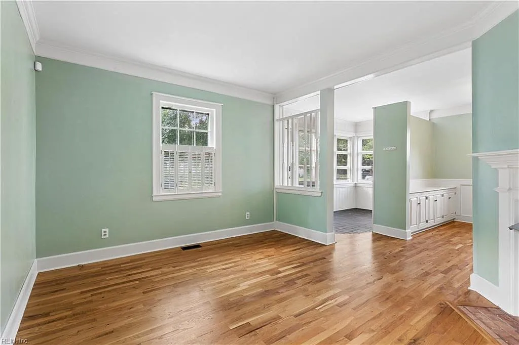 85 Hopkins ST — Photo 4