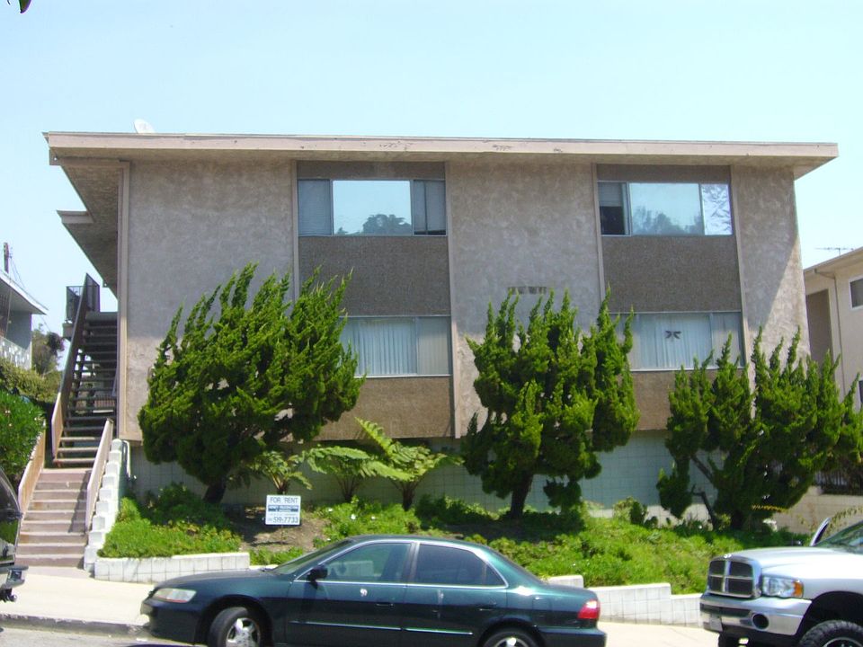 1st image of 764 W 30th St #3