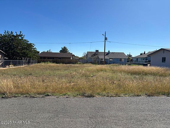 5th image of 4449 N Sauter Dr E