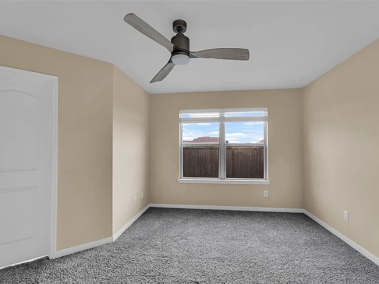 6407 Hercules Ave — Photo 7