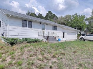 602 N Columbus Ave, Mullen, NE 69152