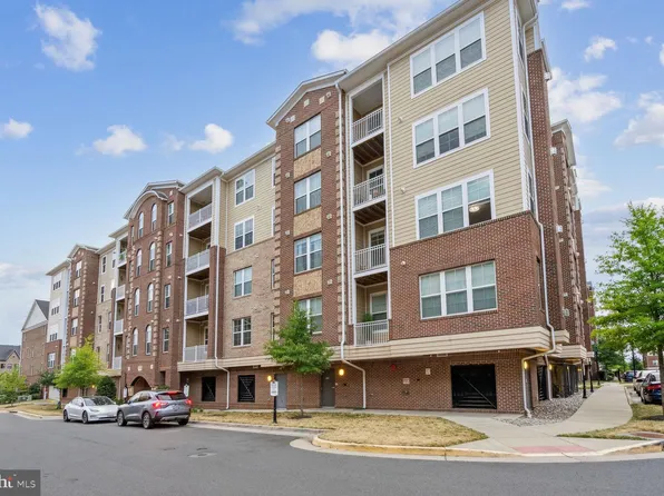 13740 Endeavour Dr APT 206, Herndon, VA 20171