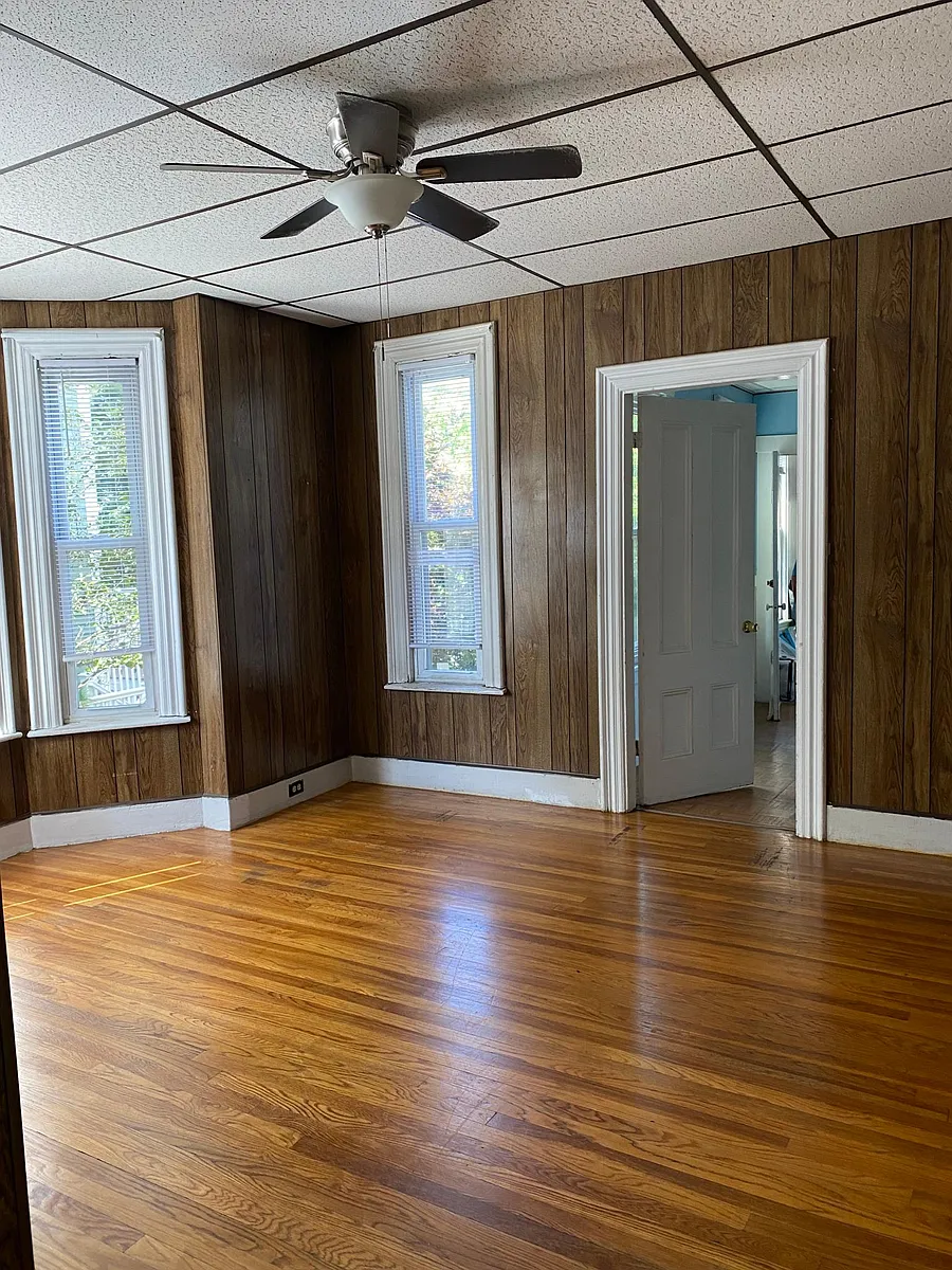 Building Photo - 412 Putnam Ave #1