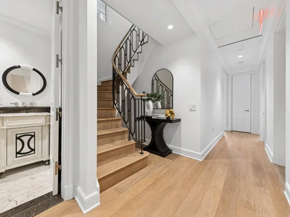 27 East 79th Street image 5 of 22