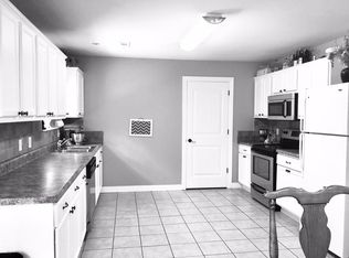 448 Wagon Trl, West Fork, AR 72774