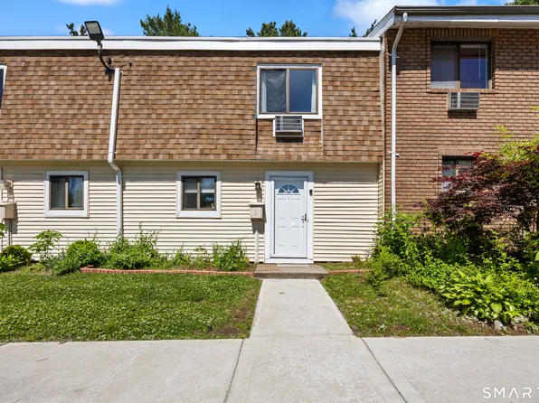 7 Sutton Place #7, Bloomfield, CT 06002