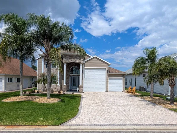 893 Grande Haven Dr, Titusville, FL 32780