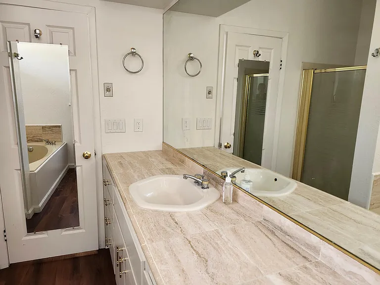 230 Logging Rd — Photo 18