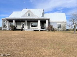 780 Satellite Rd, Graceville, FL 32440