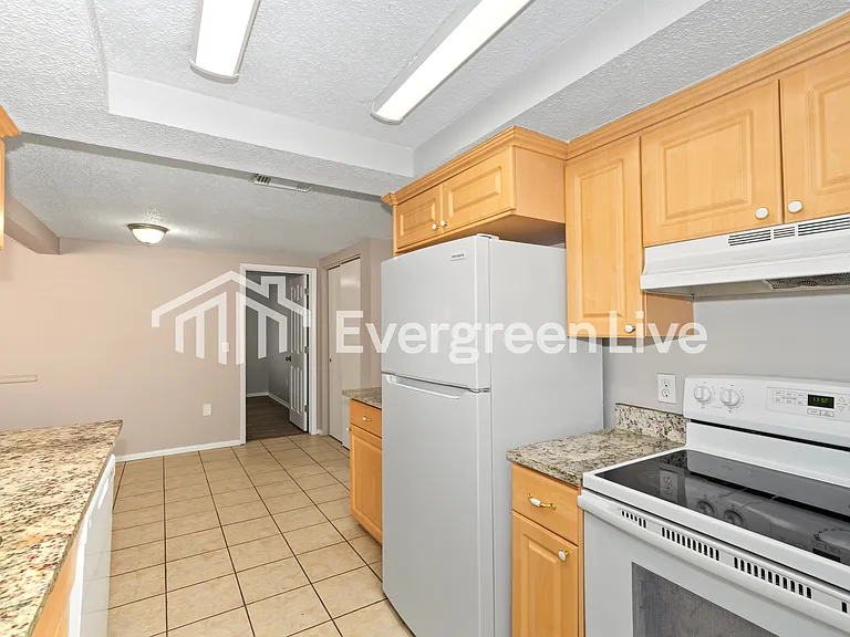 7731 Seashore Dr — Photo 7