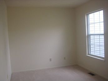 5th image of 5527 Woodlawn Manor Ct