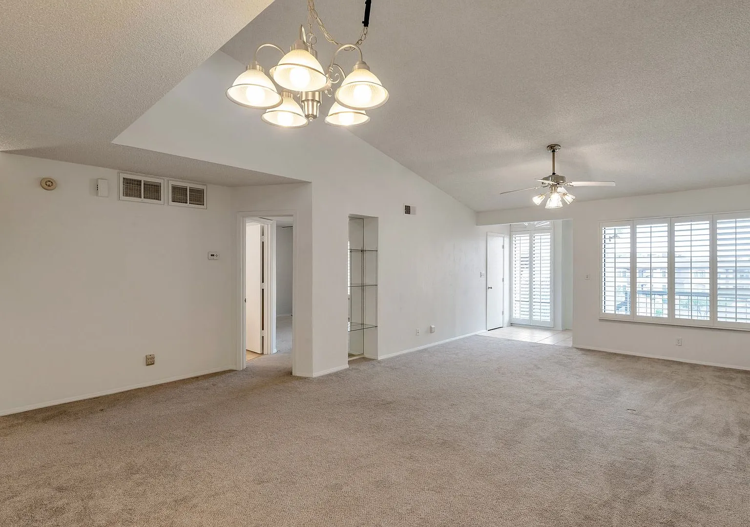 Charming 2 Bedroom, 2 Bathroom in Fountain Hills, AZ — Photo 3