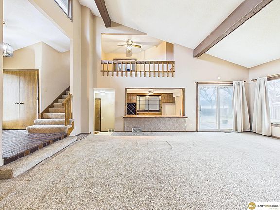 4th image of 12615 Sky Park Dr