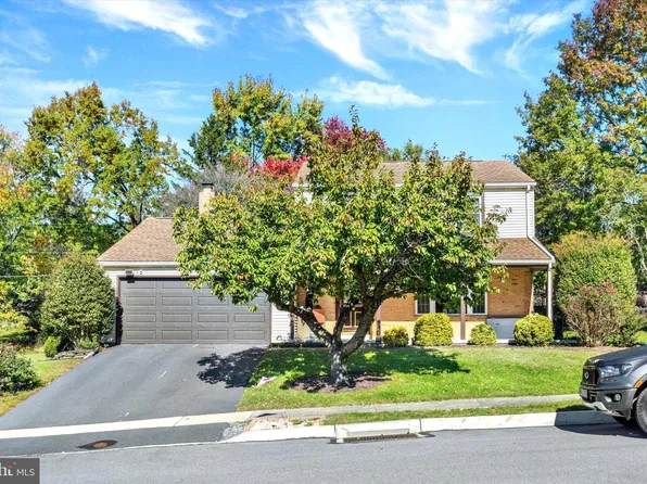 5708 Gordon Dr, Harrisburg, PA 17112