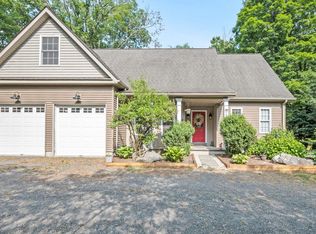 990 Washington Rd, Woodbury, CT 06798