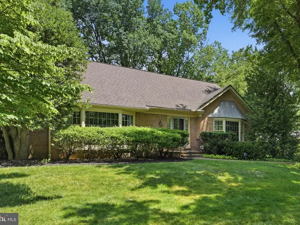 901 Barley Dr, Wilmington, DE 19807