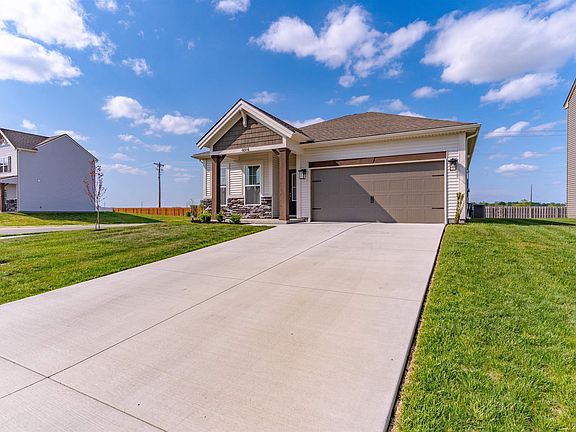 3rd image of 4814 Alaina Dr