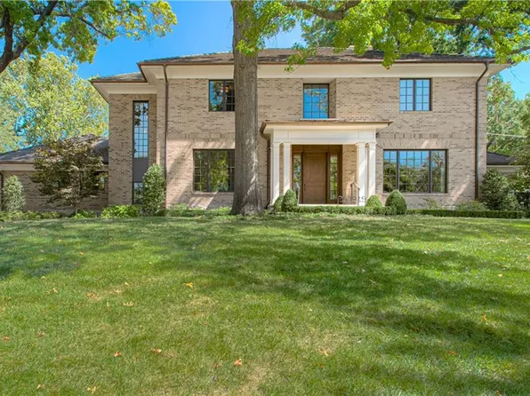 6321 Norwood St, Prairie Village, KS 66208